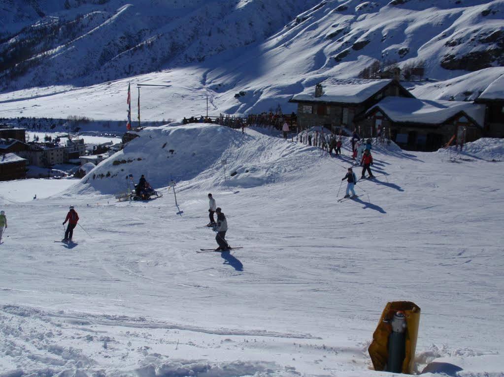 Hotel Baita Cretaz Breuil-Cervinia Exterior foto